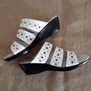 Walking Cradles sandals